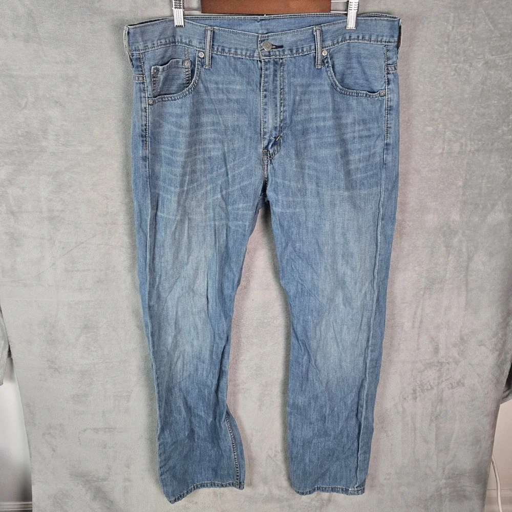 Levis 569 Loose Straight Jeans Mens 39x33‎ Light Wash Blue Denim 00569-0094